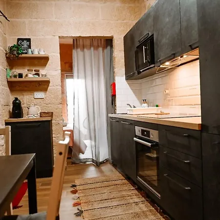 Ziffa Ta' Rih - A Cosy Apartment In Senglea With Wi-Fi And Netflix Exterior photo