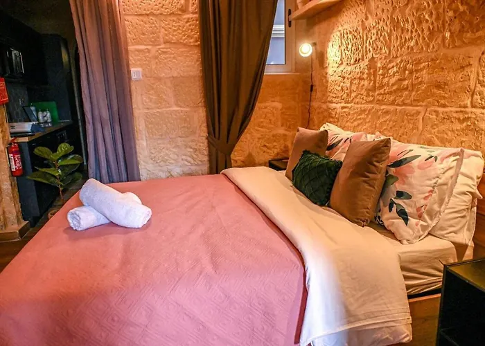 Ziffa Ta\' Rih - A Cosy Apartment In Senglea With Wi-Fi And Netflix
