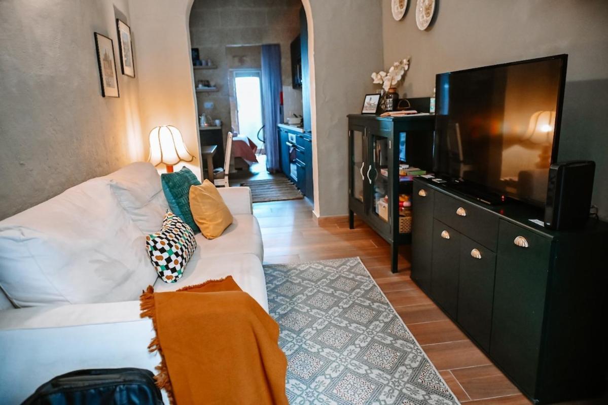 Apartment Ziffa Ta' Rih - A Cosy In With Wi-fi And Netflix Senglea