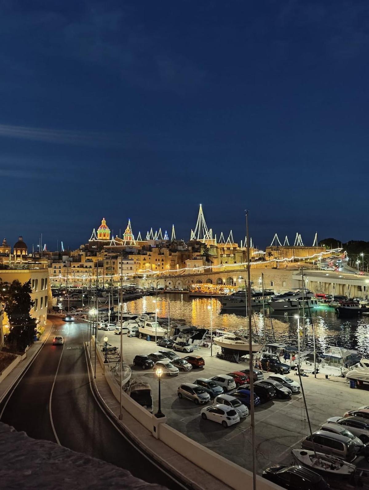 Ziffa Ta' Rih - A Cosy In With Wi-fi And Netflix Senglea