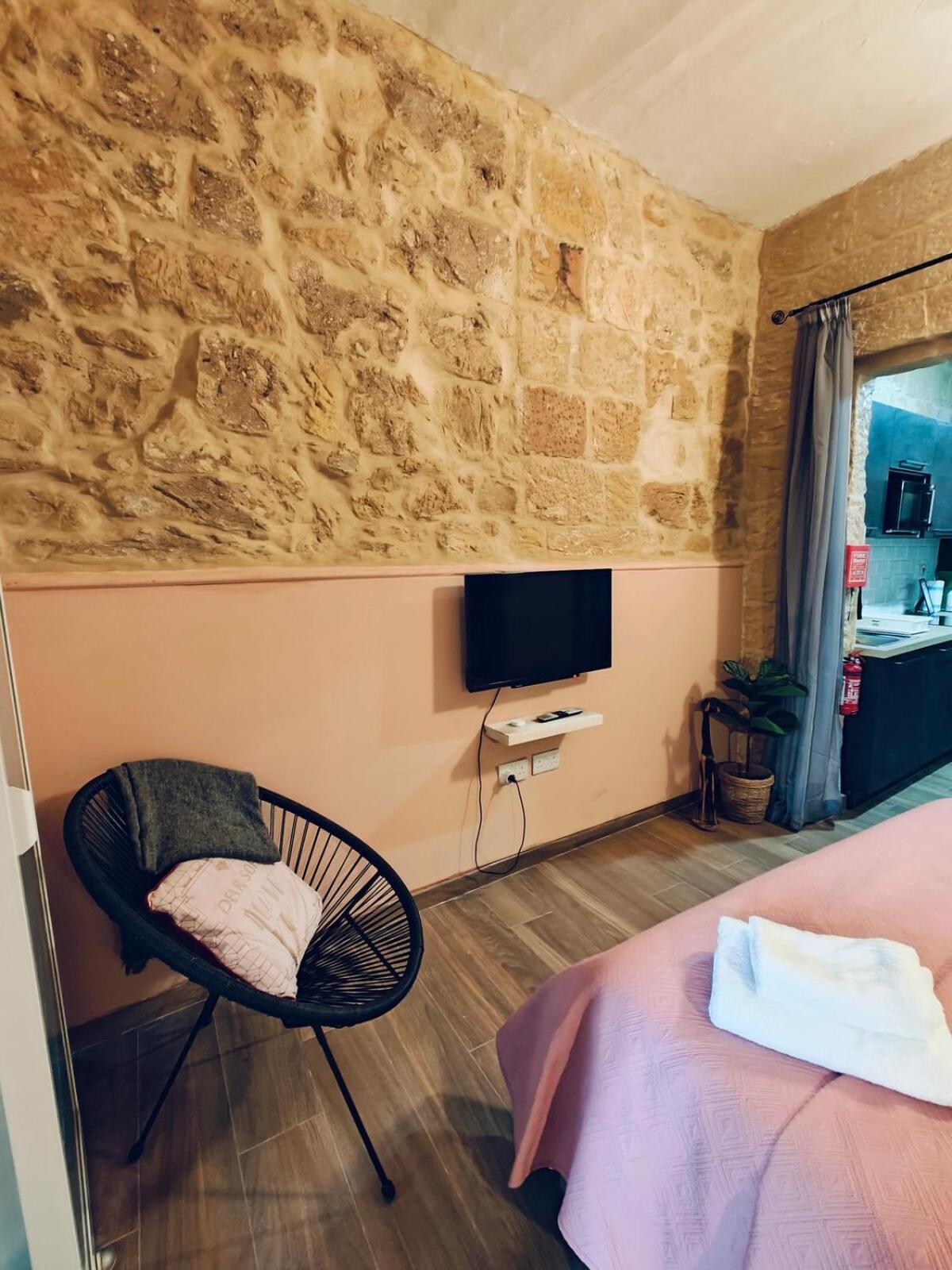 Appartement Ziffa Ta' Rih - A Cosy In With Wi-fi And Netflix Senglea